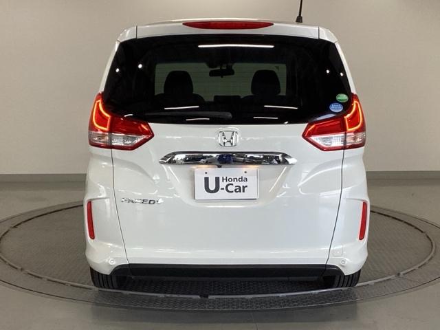 フリード＋ Ｇ・ホンダセンシング　純正ナビ　フルセグ　リアカメラ　プリクラッシュ　Ｂモニター　両側オートスライドドア　パワーウインド　スマートキー　両席エアバック　ＰＳ　アイドリングＳ　盗難警報装置　クルコン　横滑り防止機能　ＤＶＤ（9枚目）