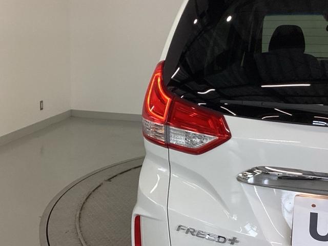 フリード＋ Ｇ・ホンダセンシング　純正ナビ　フルセグ　リアカメラ　プリクラッシュ　Ｂモニター　両側オートスライドドア　パワーウインド　スマートキー　両席エアバック　ＰＳ　アイドリングＳ　盗難警報装置　クルコン　横滑り防止機能　ＤＶＤ（35枚目）