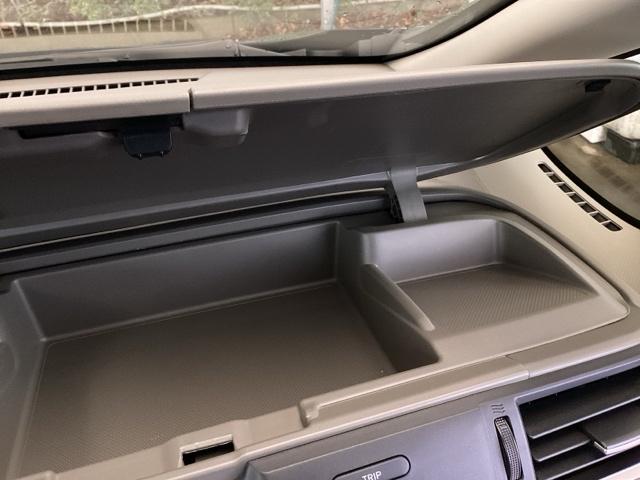 フリード＋ Ｇ　純正ナビ　フルセグ　リアカメラ　衝突被害軽減システム　ウォークスルー　シ－トヒ－タ－　盗難防止装置　アイドリングストップ　両側パワースライドドア　ＬＥＤヘッド　Ｒカメ　ＥＳＣ　エアバック　ＥＴＣ車載器（47枚目）