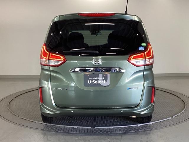 フリードハイブリッド ハイブリッド・Gホンダセンシング 純正ナビ フルセグ リアカメラ 軽減ブレーキ キーフリーシステム DVD再生可能 サイドカーテンエアバック ECON 後カメラ Aクルーズ LEDヘッドランプ シートH 横滑防止 ドライブレコーダ(9枚目)