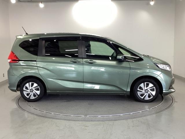 フリードハイブリッド ハイブリッド・Gホンダセンシング 純正ナビ フルセグ リアカメラ 軽減ブレーキ キーフリーシステム DVD再生可能 サイドカーテンエアバック ECON 後カメラ Aクルーズ LEDヘッドランプ シートH 横滑防止 ドライブレコーダ(33枚目)