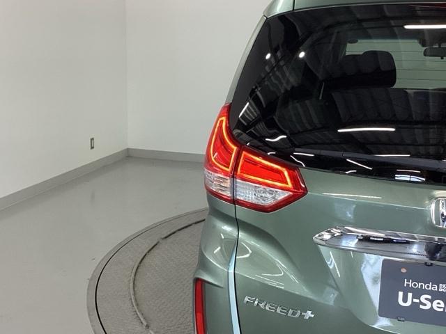 フリードハイブリッド ハイブリッド・Gホンダセンシング 純正ナビ フルセグ リアカメラ 軽減ブレーキ キーフリーシステム DVD再生可能 サイドカーテンエアバック ECON 後カメラ Aクルーズ LEDヘッドランプ シートH 横滑防止 ドライブレコーダ(36枚目)