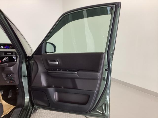 フリードハイブリッド ハイブリッド・Gホンダセンシング 純正ナビ フルセグ リアカメラ 軽減ブレーキ キーフリーシステム DVD再生可能 サイドカーテンエアバック ECON 後カメラ Aクルーズ LEDヘッドランプ シートH 横滑防止 ドライブレコーダ(52枚目)