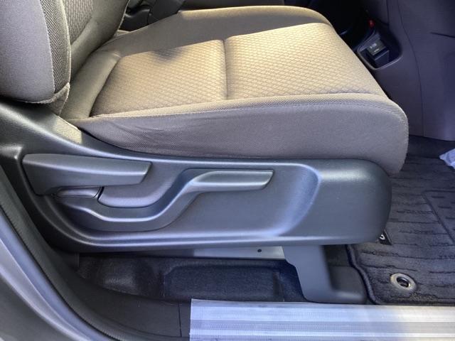 フリードハイブリッド ハイブリッド・Gホンダセンシング メモリーナビ ドラレコ ETC リアカメラ 軽減ブレーキ キーフリーシステム DVD再生可能 ECON 禁煙 後カメラ Aクルーズ 地デジフルセグTV LEDヘッドランプ シートH 横滑防止 USB(26枚目)