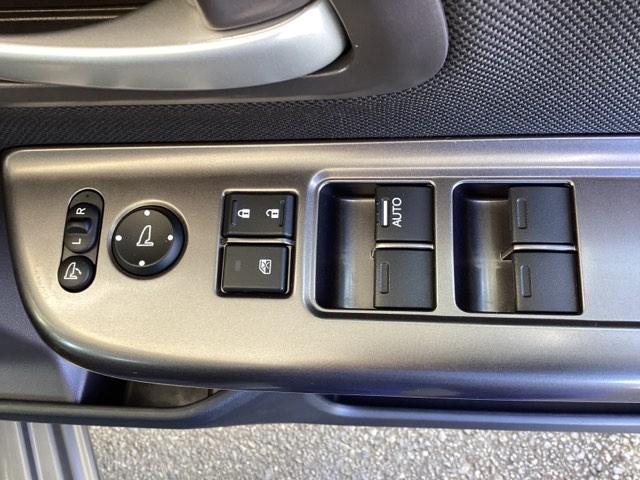 フリードハイブリッド ハイブリッド・Gホンダセンシング メモリーナビ ドラレコ ETC リアカメラ 軽減ブレーキ キーフリーシステム DVD再生可能 ECON 禁煙 後カメラ Aクルーズ 地デジフルセグTV LEDヘッドランプ シートH 横滑防止 USB(27枚目)