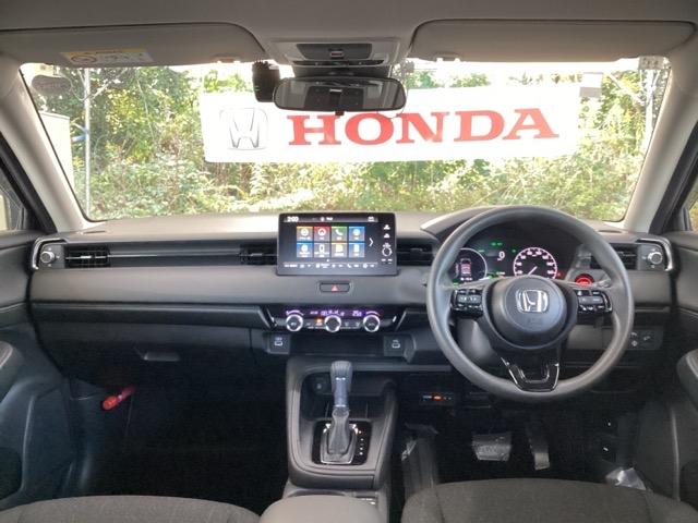 ヴェゼル ｅ：ＨＥＶＸ　メモリーナビ　ドラレコ　ＥＴＣ　リアカメラ　前後障害物センサー　ＡＡＣ　イモビライザー　スマ－トキ－　誤発進抑制　ＰＷ　クルコン　ＥＳＣ　キーフリー　ＬＥＤヘッドランプ　ナビＴＶ　ＡＢＳ　アイドリング（2枚目）