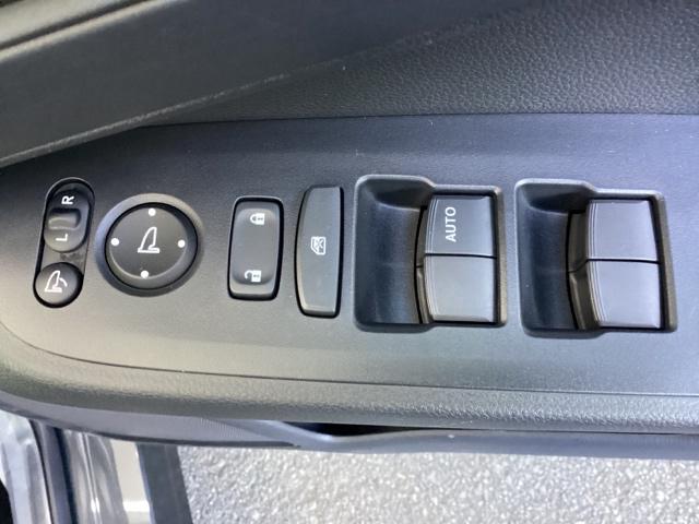 ヴェゼル ｅ：ＨＥＶＸ　メモリーナビ　ドラレコ　ＥＴＣ　リアカメラ　前後障害物センサー　ＡＡＣ　イモビライザー　スマ－トキ－　誤発進抑制　ＰＷ　クルコン　ＥＳＣ　キーフリー　ＬＥＤヘッドランプ　ナビＴＶ　ＡＢＳ　アイドリング（25枚目）