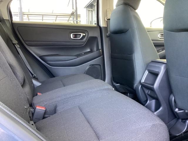 ヴェゼル ｅ：ＨＥＶＸ　メモリーナビ　ドラレコ　ＥＴＣ　リアカメラ　前後障害物センサー　ＡＡＣ　イモビライザー　スマ－トキ－　誤発進抑制　ＰＷ　クルコン　ＥＳＣ　キーフリー　ＬＥＤヘッドランプ　ナビＴＶ　ＡＢＳ　アイドリング（28枚目）