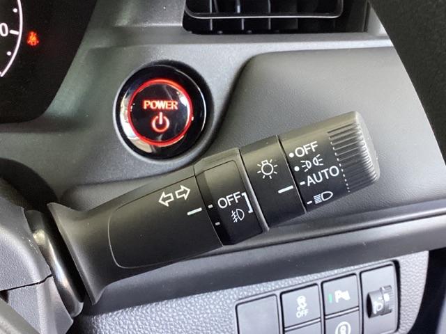 ヴェゼル ｅ：ＨＥＶＸ　メモリーナビ　ドラレコ　ＥＴＣ　リアカメラ　前後障害物センサー　ＡＡＣ　イモビライザー　スマ－トキ－　誤発進抑制　ＰＷ　クルコン　ＥＳＣ　キーフリー　ＬＥＤヘッドランプ　ナビＴＶ　ＡＢＳ　アイドリング（34枚目）