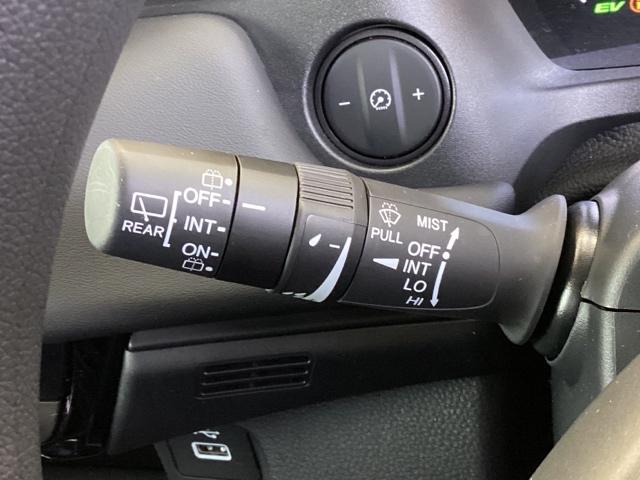 ヴェゼル ｅ：ＨＥＶＸ　メモリーナビ　ドラレコ　ＥＴＣ　リアカメラ　前後障害物センサー　ＡＡＣ　イモビライザー　スマ－トキ－　誤発進抑制　ＰＷ　クルコン　ＥＳＣ　キーフリー　ＬＥＤヘッドランプ　ナビＴＶ　ＡＢＳ　アイドリング（35枚目）