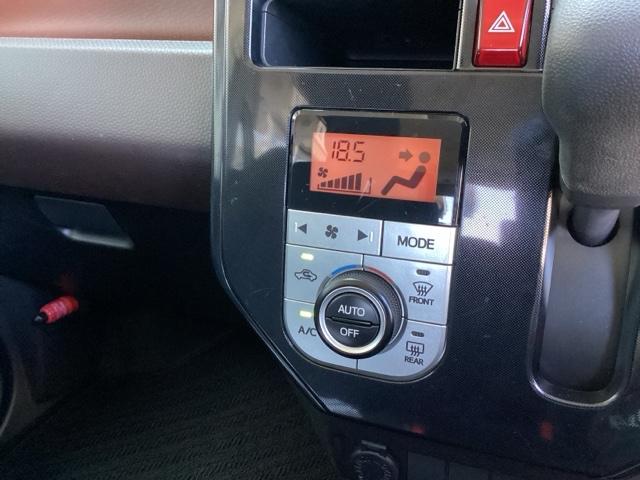 フルオートエアコンは希望の温度設定で風の温度も風量も自動調整で年中快適です。