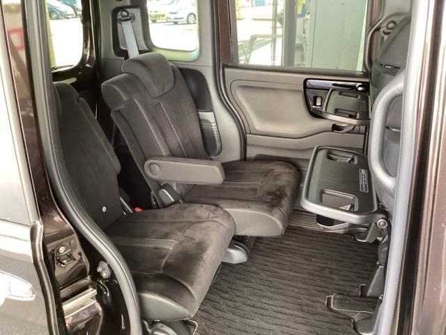 N-BOXカスタム L 純正メモリーナビ パワースライドドア Pソナー サイドエアバッグ ナビTV Aストップ シートヒータ ベンチシート 点検記録簿 キーフリーシステム LEDライト リアカメ クルーズコントロール AC(17枚目)