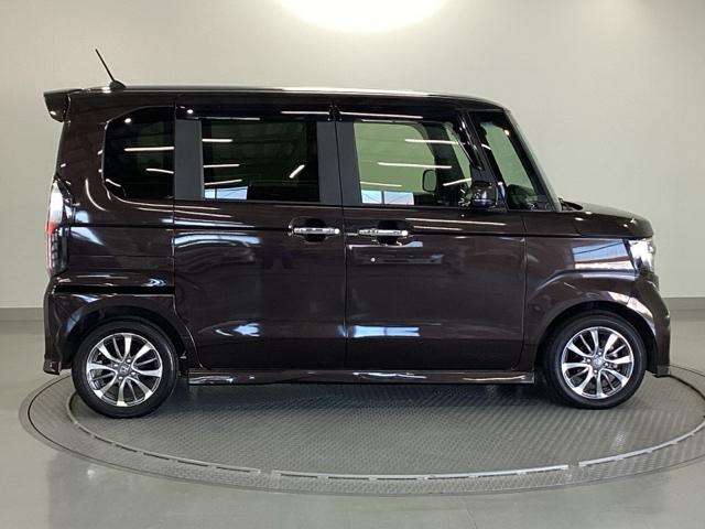 N-BOXカスタム L 純正メモリーナビ パワースライドドア Pソナー サイドエアバッグ ナビTV Aストップ シートヒータ ベンチシート 点検記録簿 キーフリーシステム LEDライト リアカメ クルーズコントロール AC(32枚目)