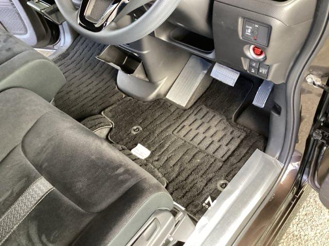 N-BOXカスタム L 純正メモリーナビ パワースライドドア Pソナー サイドエアバッグ ナビTV Aストップ シートヒータ ベンチシート 点検記録簿 キーフリーシステム LEDライト リアカメ クルーズコントロール AC(52枚目)