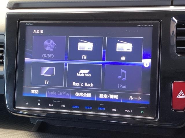 ステップワゴンスパーダ スパーダホンダセンシング 純正メモリーナビ 両側電動スライドドア 盗難防止 助手席エアバッグ Wパワスラ 記録簿有 地デジ サイドエアバッグ LEDライト 横滑り防止システム オートエアコン リアカメラ ナビ&TV 三列シート(11枚目)