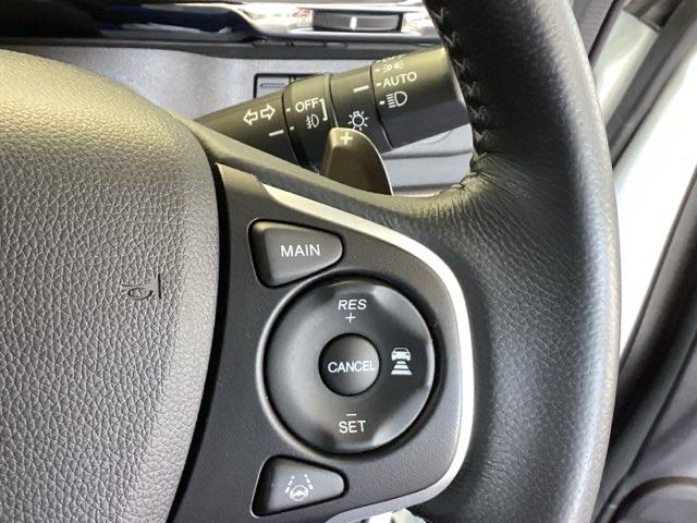 ステップワゴンスパーダ スパーダホンダセンシング 純正メモリーナビ 両側電動スライドドア 盗難防止 助手席エアバッグ Wパワスラ 記録簿有 地デジ サイドエアバッグ LEDライト 横滑り防止システム オートエアコン リアカメラ ナビ&TV 三列シート(44枚目)