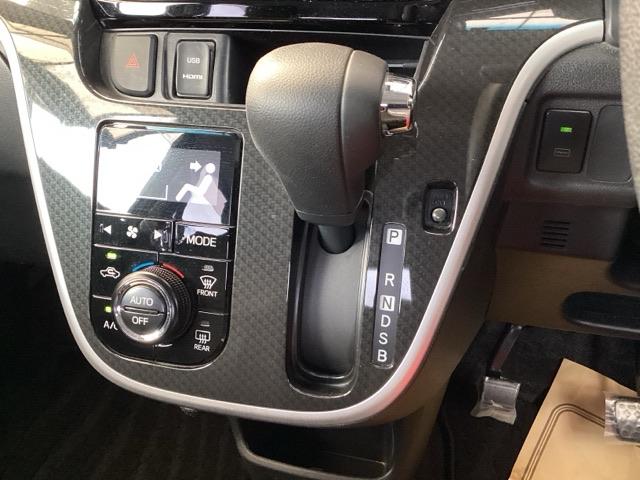 ムーヴ カスタムＸリミテッドＩＩＳＡＩＩＩ　ナビ　フルセグ　全周囲カメラ　パノラミックビューモニター　ＬＥＤヘッド　エアバック　スマートキー　アイドリングストップ　ＡＢＳ　バックカメラ　地デジ　オートエアコン　ＥＴＣ　助手席エアバッグ（14枚目）