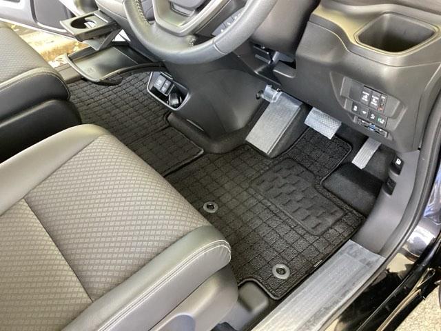 フリード Ｇ　メモリーナビ　両側電動スライドドア　Ａクルーズ　記録簿　３列シート　カーテンエアバック　ＬＥＤヘッドライト　パワーウインドウ　地デジ　Ｒカメラ　イモビ　ＶＳＡ　ＵＳＢ　エアコン　エアバッグ　キーフリ（52枚目）