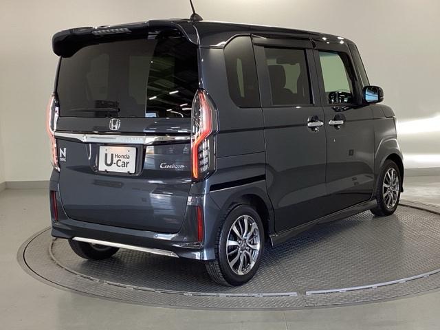 Ｎ－ＢＯＸカスタム Ｌ　純正ナビ　片側電動スライドドア　ＥＴＣ　Ｐソナー　サイドエアバッグ　ナビＴＶ　Ａストップ　シートヒータ　ベンチシート　キーフリーシステム　ＬＥＤライト　リアカメ　クルーズコントロール　ＡＣ　スマキー（8枚目）