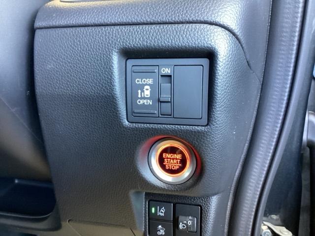 Ｎ－ＢＯＸカスタム Ｌ　純正ナビ　片側電動スライドドア　ＥＴＣ　Ｐソナー　サイドエアバッグ　ナビＴＶ　Ａストップ　シートヒータ　ベンチシート　キーフリーシステム　ＬＥＤライト　リアカメ　クルーズコントロール　ＡＣ　スマキー（16枚目）