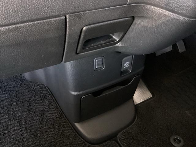 Ｎ－ＢＯＸカスタム Ｌ　純正ナビ　片側電動スライドドア　ＥＴＣ　Ｐソナー　サイドエアバッグ　ナビＴＶ　Ａストップ　シートヒータ　ベンチシート　キーフリーシステム　ＬＥＤライト　リアカメ　クルーズコントロール　ＡＣ　スマキー（45枚目）