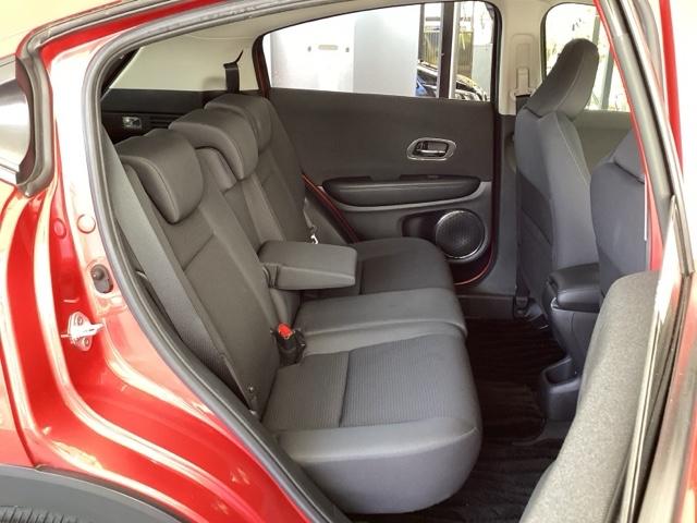 ヴェゼル Ｘ・ホンダセンシング　純正ディスプレイオーディオ　ドラレコ　ワンセグ　Ｒカメラ　Ｗエアバッグ　盗難防止　アクティブクルーズコントロール　オートエアコン　ＬＥＤランプ　衝突軽減ブレ－キ　パワステ　整備記録簿　Ｄレコ　ＡＢＳ（17枚目）