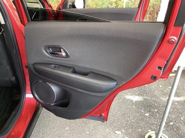 ヴェゼル Ｘ・ホンダセンシング　純正ディスプレイオーディオ　ドラレコ　ワンセグ　Ｒカメラ　Ｗエアバッグ　盗難防止　アクティブクルーズコントロール　オートエアコン　ＬＥＤランプ　衝突軽減ブレ－キ　パワステ　整備記録簿　Ｄレコ　ＡＢＳ（60枚目）