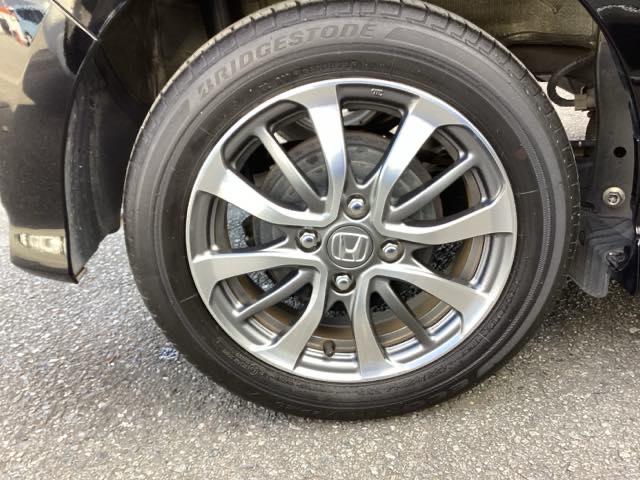 Ｎ－ＢＯＸカスタム Ｌ　純正ナビ　フルセグ　リアカメラ　Ｐソナー　サイドエアバッグ　ナビＴＶ　Ａストップ　シートヒータ　キーフリーシステム　ＬＥＤライト　クルーズコントロール　ＡＣ　ＤＶＤ視聴可能　スマキー　横滑り防止（25枚目）