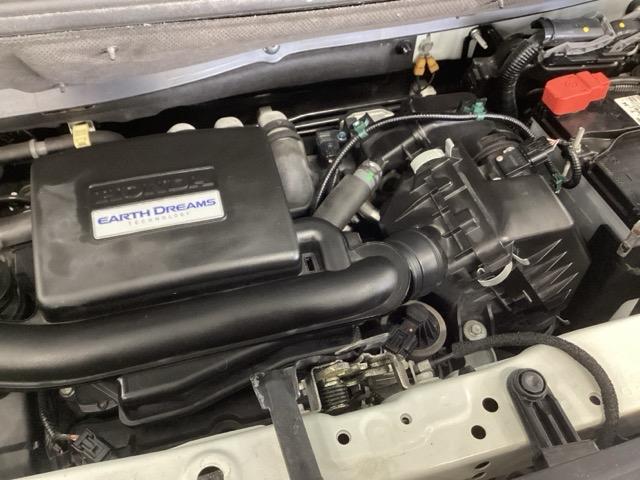 Ｎ－ＢＯＸカスタム Ｇ・Ｌホンダセンシング　純正ナビ　フルセグ　リアカメラ　地デジＴＶ　助手席エアバッグ　キーレス　シートＨ　アイドリングＳＴ　セキュリティーアラーム　スマ－トキ－　コーナーセンサ　ナビＴＶ　ＥＴＣ　前車追従機能　ＵＳＢ　ＤＶＤ（25枚目）