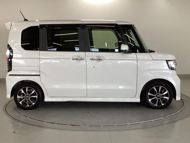 Ｎ－ＢＯＸカスタム Ｇ・Ｌホンダセンシング　純正ナビ　フルセグ　リアカメラ　地デジＴＶ　助手席エアバッグ　キーレス　シートＨ　アイドリングＳＴ　セキュリティーアラーム　スマ－トキ－　コーナーセンサ　ナビＴＶ　ＥＴＣ　前車追従機能　ＵＳＢ　ＤＶＤ（32枚目）