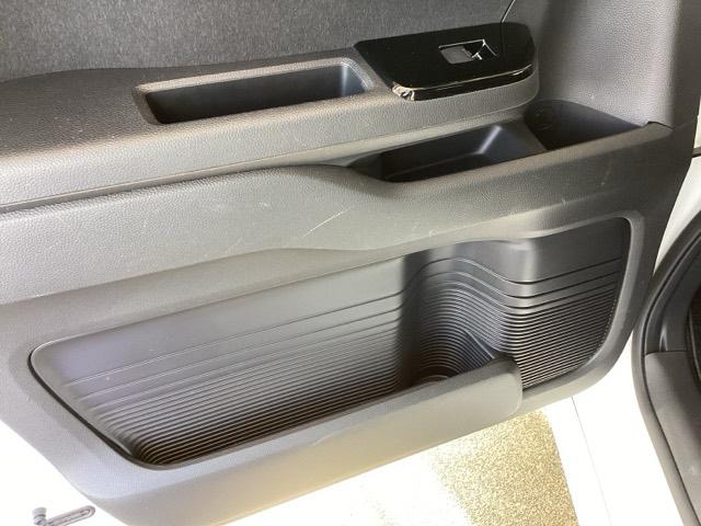 Ｎ－ＢＯＸカスタム Ｇ・Ｌホンダセンシング　純正ナビ　フルセグ　リアカメラ　地デジＴＶ　助手席エアバッグ　キーレス　シートＨ　アイドリングＳＴ　セキュリティーアラーム　スマ－トキ－　コーナーセンサ　ナビＴＶ　ＥＴＣ　前車追従機能　ＵＳＢ　ＤＶＤ（40枚目）