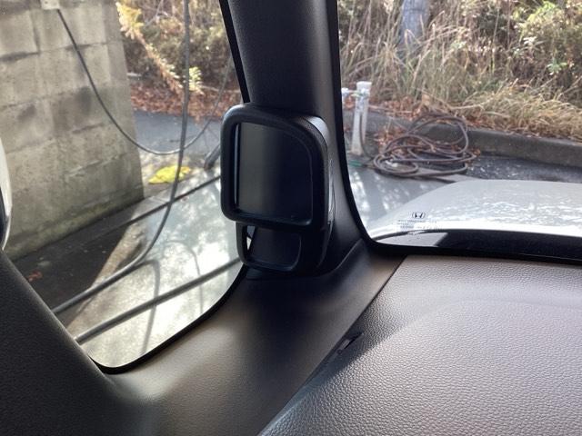 Ｎ－ＢＯＸカスタム Ｇ・Ｌホンダセンシング　純正ナビ　フルセグ　リアカメラ　地デジＴＶ　助手席エアバッグ　キーレス　シートＨ　アイドリングＳＴ　セキュリティーアラーム　スマ－トキ－　コーナーセンサ　ナビＴＶ　ＥＴＣ　前車追従機能　ＵＳＢ　ＤＶＤ（43枚目）