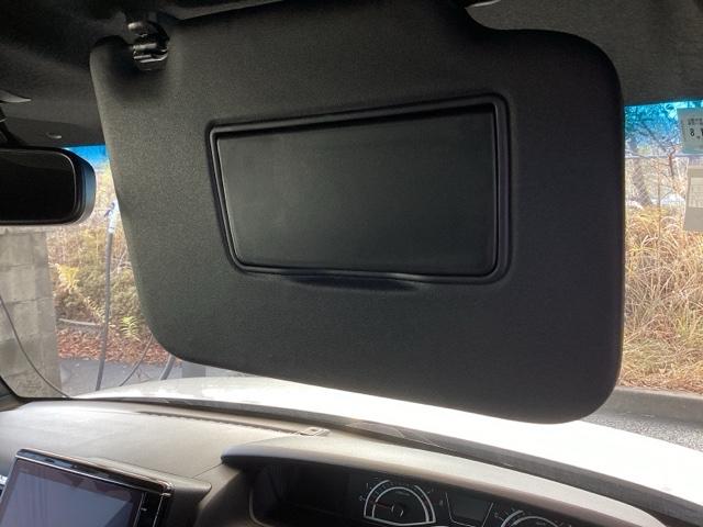 Ｎ－ＢＯＸカスタム Ｇ・Ｌホンダセンシング　純正ナビ　フルセグ　リアカメラ　地デジＴＶ　助手席エアバッグ　キーレス　シートＨ　アイドリングＳＴ　セキュリティーアラーム　スマ－トキ－　コーナーセンサ　ナビＴＶ　ＥＴＣ　前車追従機能　ＵＳＢ　ＤＶＤ（47枚目）