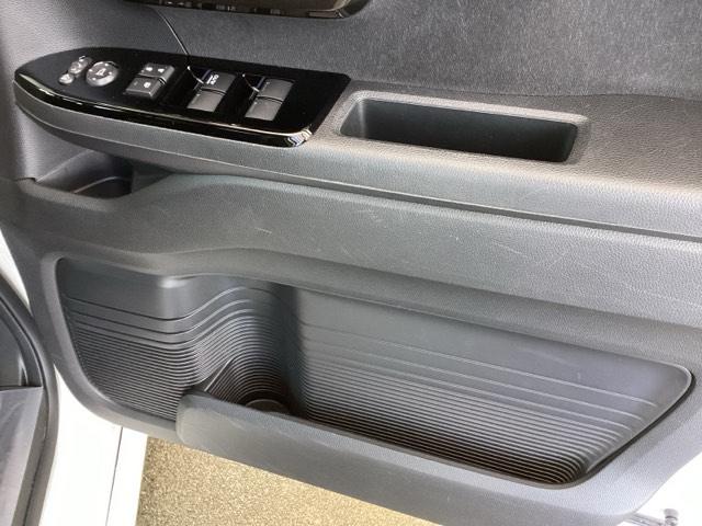 Ｎ－ＢＯＸカスタム Ｇ・Ｌホンダセンシング　純正ナビ　フルセグ　リアカメラ　地デジＴＶ　助手席エアバッグ　キーレス　シートＨ　アイドリングＳＴ　セキュリティーアラーム　スマ－トキ－　コーナーセンサ　ナビＴＶ　ＥＴＣ　前車追従機能　ＵＳＢ　ＤＶＤ（54枚目）