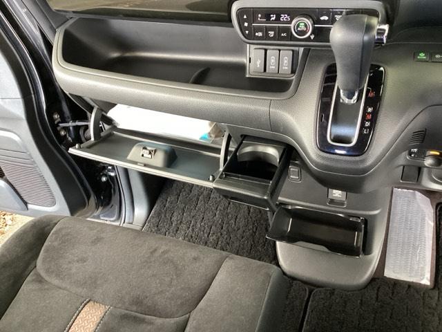 Ｎ－ＢＯＸカスタム Ｇ・Ｌホンダセンシング　純正メモリーナビ　両側電動スライドドア　地デジＴＶ　整備記録簿　助手席エアバッグ　キーレス　アイドリングＳＴ　セキュリティーアラーム　スマ－トキ－　リアカメラ　ナビＴＶ　ＥＴＣ　前車追従機能　ＵＳＢ（40枚目）