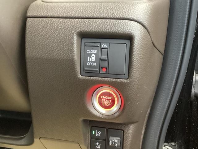 Ｎ－ＢＯＸ Ｌ　メモリーナビ　リアカメラ　シートヒーター　衝突回避支援ブレーキ　Ｉ－ＳＴＯＰ　クリソナ　ＰＷ　パワステ　Ｓヒーター　スマ－トキ－　Ｂカメ　横滑り防止　ＬＥＤライト　エアコン付き　Ｗエアバック　ＵＳＢ（17枚目）