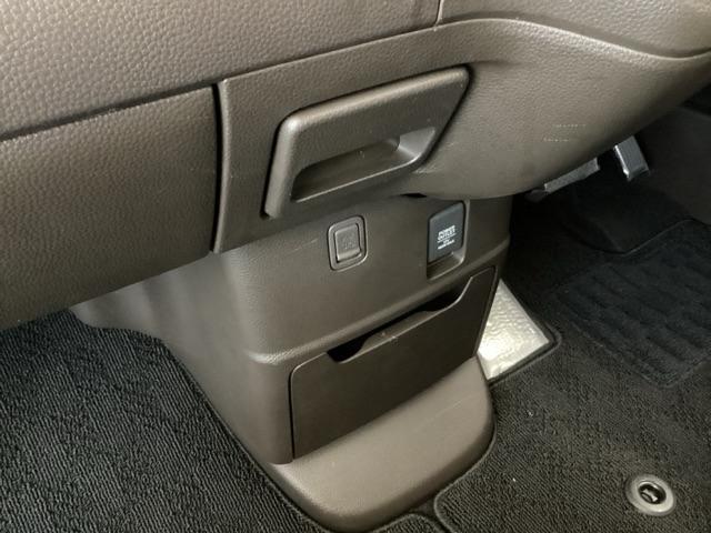 Ｎ－ＢＯＸ Ｌ　メモリーナビ　リアカメラ　シートヒーター　衝突回避支援ブレーキ　Ｉ－ＳＴＯＰ　クリソナ　ＰＷ　パワステ　Ｓヒーター　スマ－トキ－　Ｂカメ　横滑り防止　ＬＥＤライト　エアコン付き　Ｗエアバック　ＵＳＢ（42枚目）