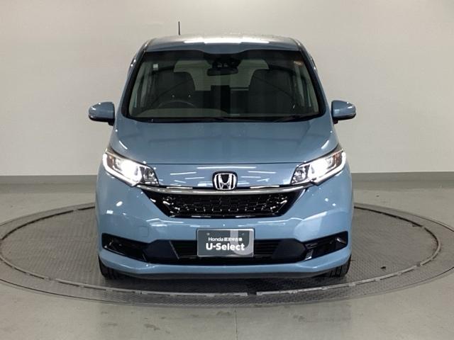 フリード＋ Ｇ・ホンダセンシング　メモリーナビ　リアカメラ　ドラレコ　ＥＴＣ　プリクラッシュ　Ｂモニター　パワーウインド　スマートキー　両席エアバック　ＰＳ　アイドリングＳ　盗難警報装置　クルコン　横滑り防止機能　ドライブレコーダ（7枚目）