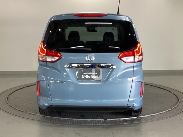 フリード＋ Ｇ・ホンダセンシング　メモリーナビ　リアカメラ　ドラレコ　ＥＴＣ　プリクラッシュ　Ｂモニター　パワーウインド　スマートキー　両席エアバック　ＰＳ　アイドリングＳ　盗難警報装置　クルコン　横滑り防止機能　ドライブレコーダ（10枚目）