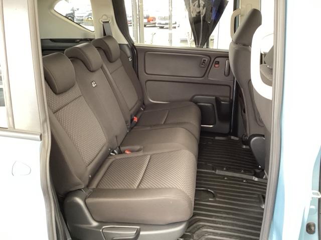 フリード＋ Ｇ・ホンダセンシング　メモリーナビ　リアカメラ　ドラレコ　ＥＴＣ　プリクラッシュ　Ｂモニター　パワーウインド　スマートキー　両席エアバック　ＰＳ　アイドリングＳ　盗難警報装置　クルコン　横滑り防止機能　ドライブレコーダ（17枚目）