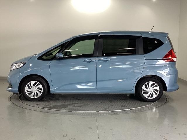 フリード＋ Ｇ・ホンダセンシング　メモリーナビ　リアカメラ　ドラレコ　ＥＴＣ　プリクラッシュ　Ｂモニター　パワーウインド　スマートキー　両席エアバック　ＰＳ　アイドリングＳ　盗難警報装置　クルコン　横滑り防止機能　ドライブレコーダ（25枚目）