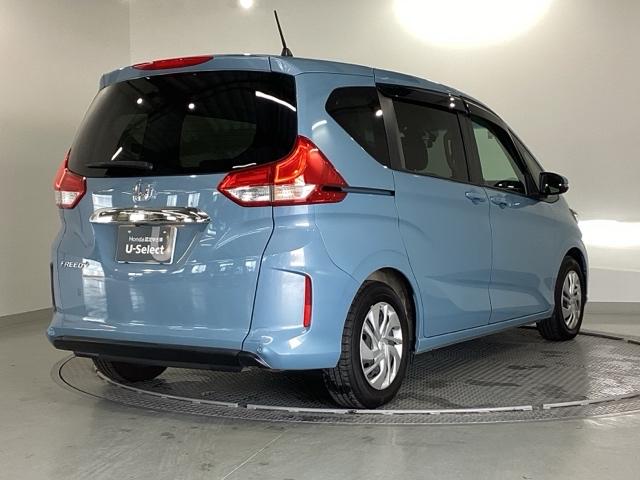 フリード＋ Ｇ・ホンダセンシング　メモリーナビ　リアカメラ　ドラレコ　ＥＴＣ　プリクラッシュ　Ｂモニター　パワーウインド　スマートキー　両席エアバック　ＰＳ　アイドリングＳ　盗難警報装置　クルコン　横滑り防止機能　ドライブレコーダ（30枚目）