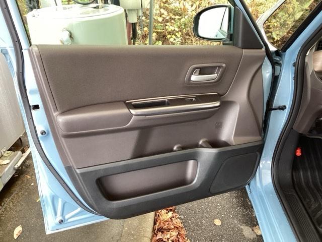 フリード＋ Ｇ・ホンダセンシング　メモリーナビ　リアカメラ　ドラレコ　ＥＴＣ　プリクラッシュ　Ｂモニター　パワーウインド　スマートキー　両席エアバック　ＰＳ　アイドリングＳ　盗難警報装置　クルコン　横滑り防止機能　ドライブレコーダ（33枚目）