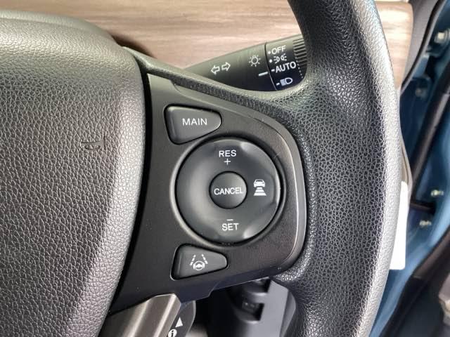 フリード＋ Ｇ・ホンダセンシング　メモリーナビ　リアカメラ　ドラレコ　ＥＴＣ　プリクラッシュ　Ｂモニター　パワーウインド　スマートキー　両席エアバック　ＰＳ　アイドリングＳ　盗難警報装置　クルコン　横滑り防止機能　ドライブレコーダ（42枚目）