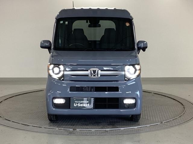Ｎ－ＶＡＮ＋スタイル ファン　純正メモリーナビ　リアカメラ　ＥＴＣ　追突軽減ブレーキ　Ｂカメ　キーフリー　ＷＳＲＳ　ＤＶＤ再生　ＬＥＤヘッドランプ　整備記録簿　運転席エアバッグ　スマートキー　フルセグＴＶ　クルーズコントロール（6枚目）