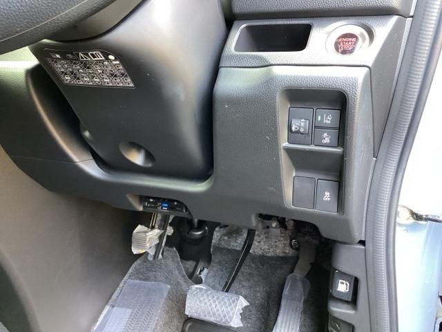 Ｎ－ＶＡＮ＋スタイル ファン　純正メモリーナビ　リアカメラ　ＥＴＣ　追突軽減ブレーキ　Ｂカメ　キーフリー　ＷＳＲＳ　ＤＶＤ再生　ＬＥＤヘッドランプ　整備記録簿　運転席エアバッグ　スマートキー　フルセグＴＶ　クルーズコントロール（16枚目）