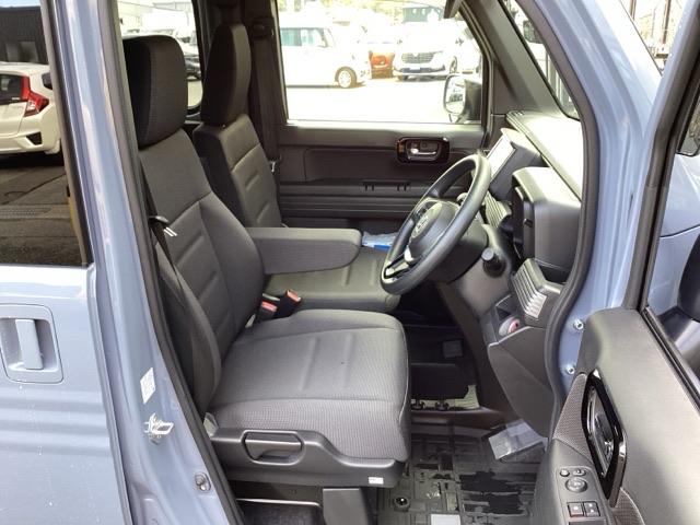 Ｎ－ＶＡＮ＋スタイル ファン　純正メモリーナビ　リアカメラ　ＥＴＣ　追突軽減ブレーキ　Ｂカメ　キーフリー　ＷＳＲＳ　ＤＶＤ再生　ＬＥＤヘッドランプ　整備記録簿　運転席エアバッグ　スマートキー　フルセグＴＶ　クルーズコントロール（17枚目）