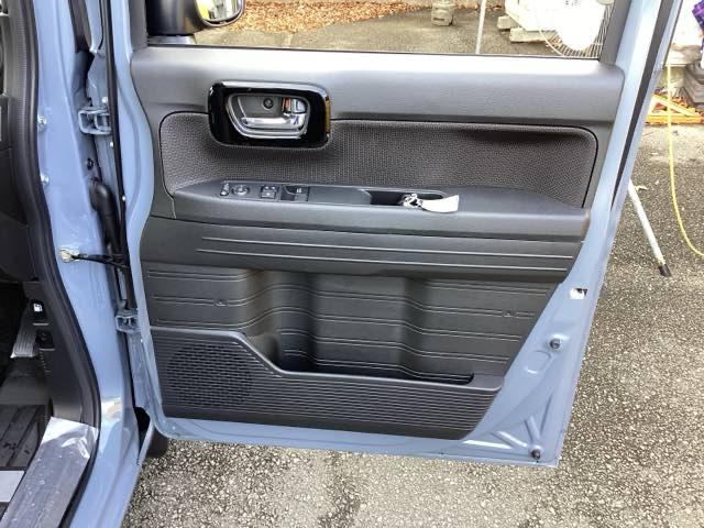 Ｎ－ＶＡＮ＋スタイル ファン　純正メモリーナビ　リアカメラ　ＥＴＣ　追突軽減ブレーキ　Ｂカメ　キーフリー　ＷＳＲＳ　ＤＶＤ再生　ＬＥＤヘッドランプ　整備記録簿　運転席エアバッグ　スマートキー　フルセグＴＶ　クルーズコントロール（52枚目）