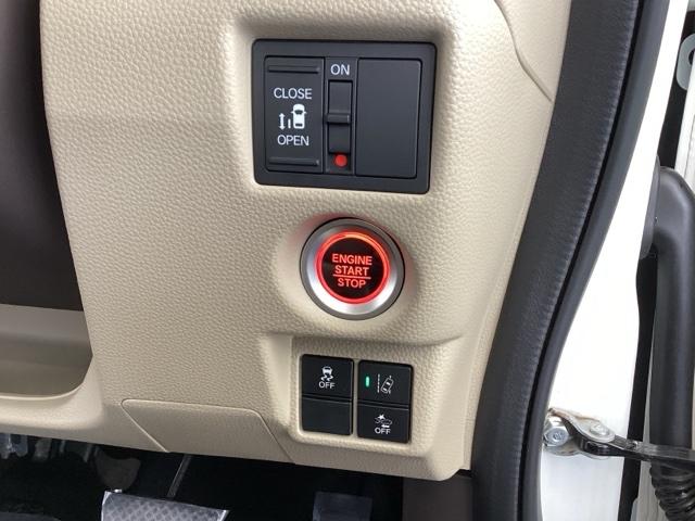 �X�}�[�g�L�[���|�P�b�g��o�b�O�ɓ��ꂽ�܂܂ŁA�L�[���������ނ��ƂȂ��{�^�������������ŃG���W�����n�����܂��B