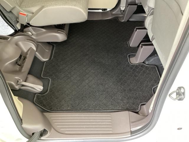 �t���b�g�ȏ��ƕG���⓪��X�y�[�X�ȂǏ\���ȍL��������܂��B